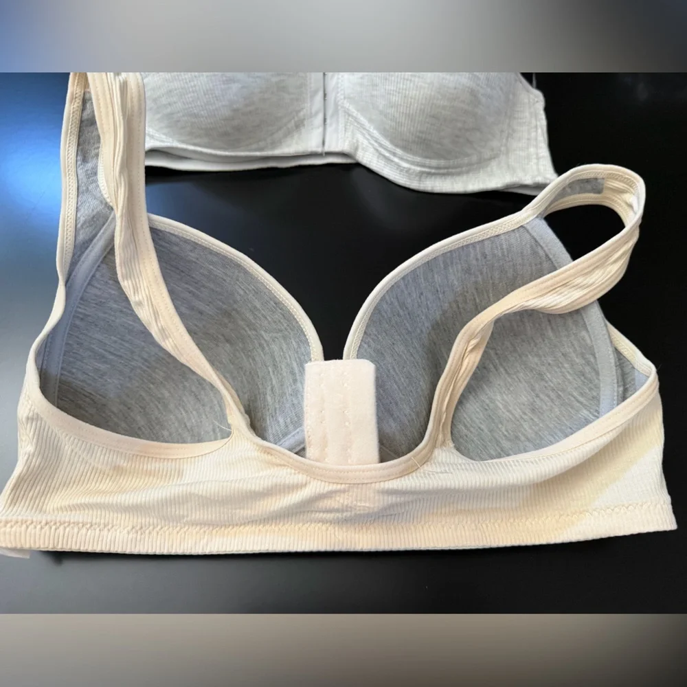 6 Large Front Close Wireless Bras - Picture 5 of 5